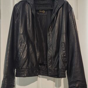 Scully Men's Size 42 Black Lambskin Bomber Jacket with Ribbed Cuffs and Zipper